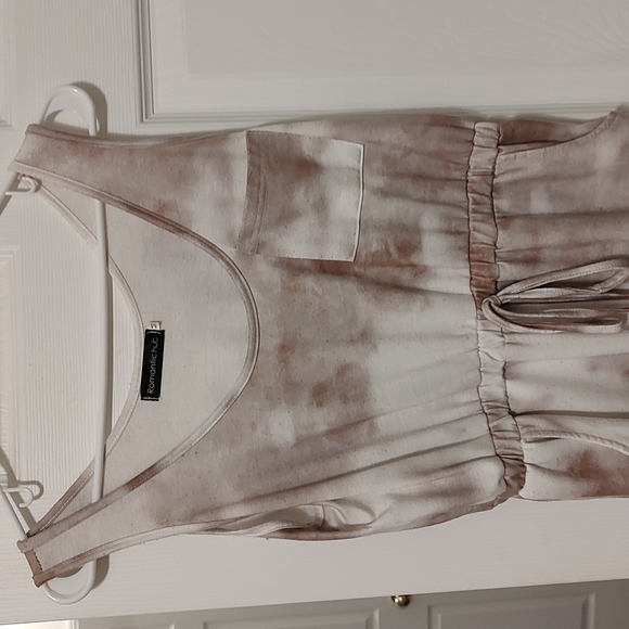 Romper - Picture 2 of 4